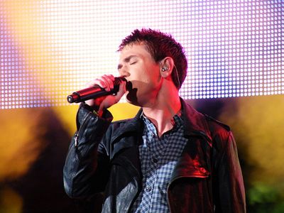 Aaron Kelly (singer)