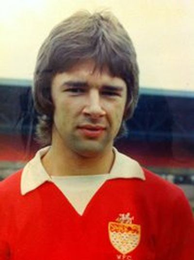 Alan Hill (footballer, born 1955)