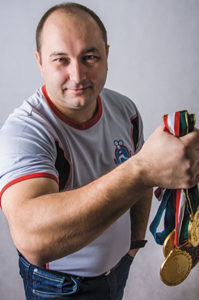 Aleksey Petrov (weightlifter)