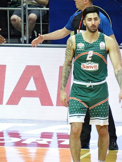 Alex Pérez (basketball)