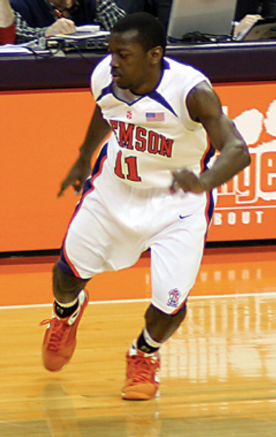 Andre Young (basketball)