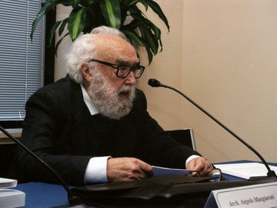 Angelo Mangiarotti