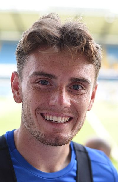 Ben Thompson (footballer, born 1995)