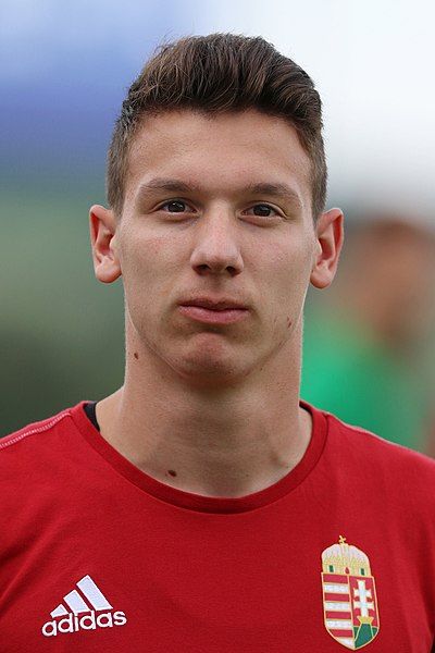 Bence Szabó (footballer, born 1998)