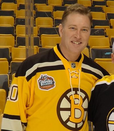 Bob Sweeney (ice hockey)