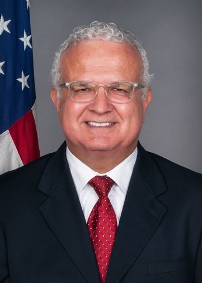 Carlos R. Moreno
