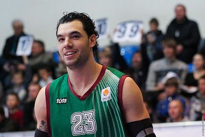 Christian Burns (basketball)