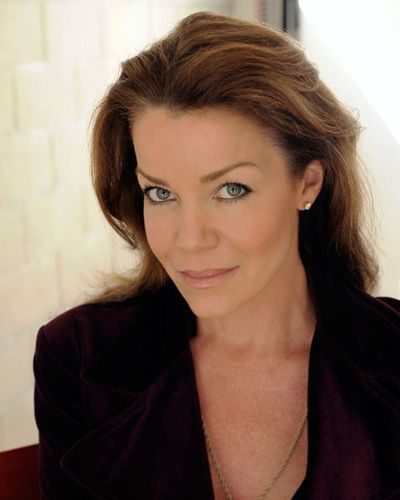 Claudia Christian