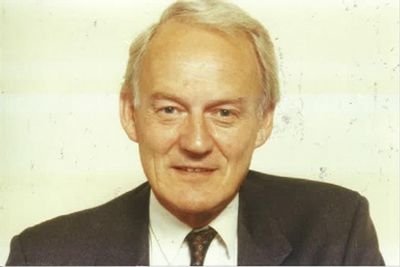 David Hull (paediatrician)