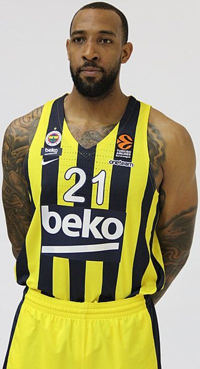 Derrick Williams (basketball)