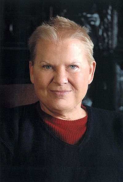 Elżbieta Dzikowska