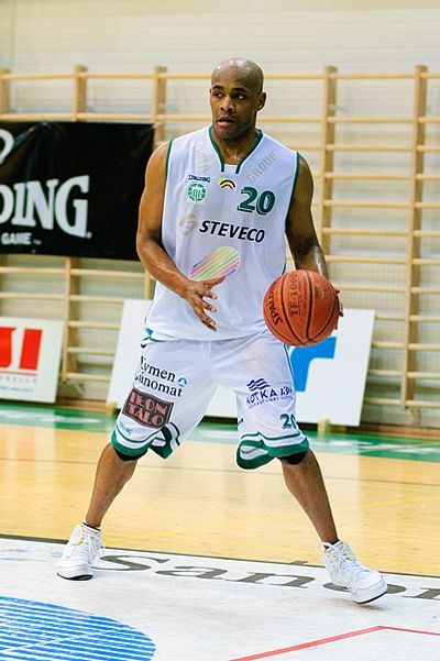 Eric Washington (basketball)