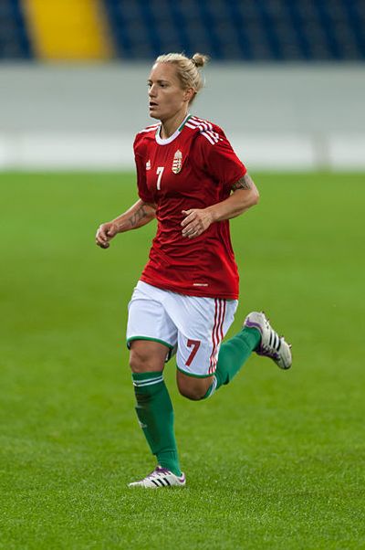 Gabriella Tóth (footballer)