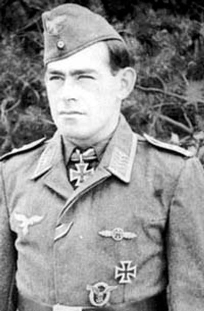 Heinrich Hoffmann (pilot)