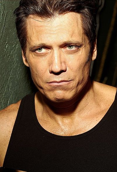 Holt McCallany