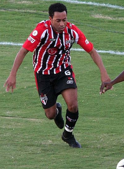 Júnior (footballer, born 1973)