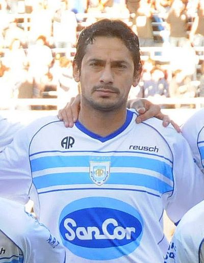 Juan Fernández (footballer, born 1980)