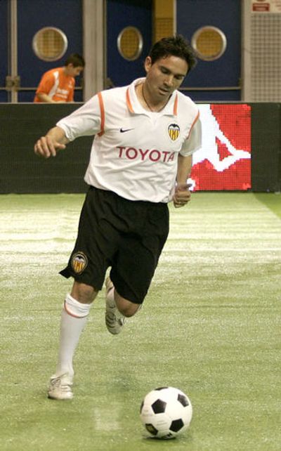 Juan Sánchez (footballer, born 1972)