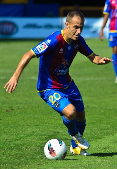 Juanlu (footballer, born 1980)