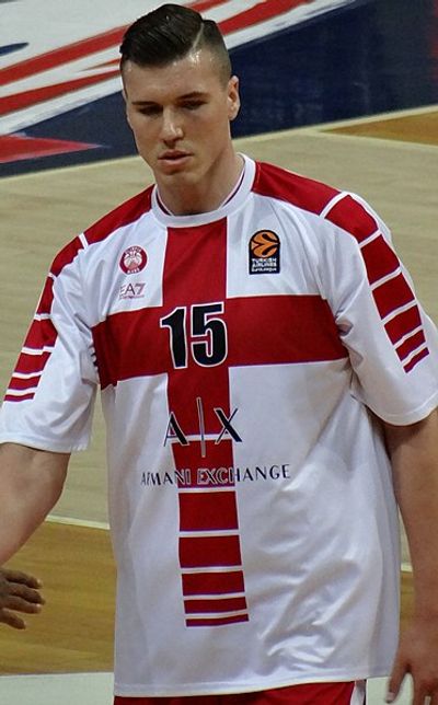 Kaleb Tarczewski