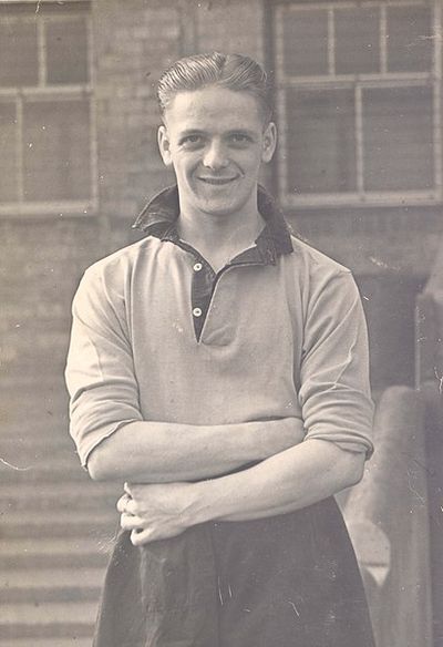 Ken Davies (footballer)