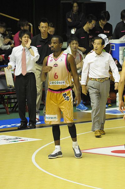 Kenny Taylor (basketball)