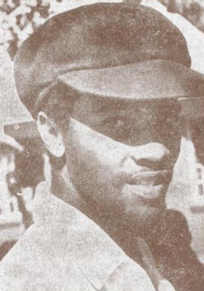Khaya Majola (cricketer)