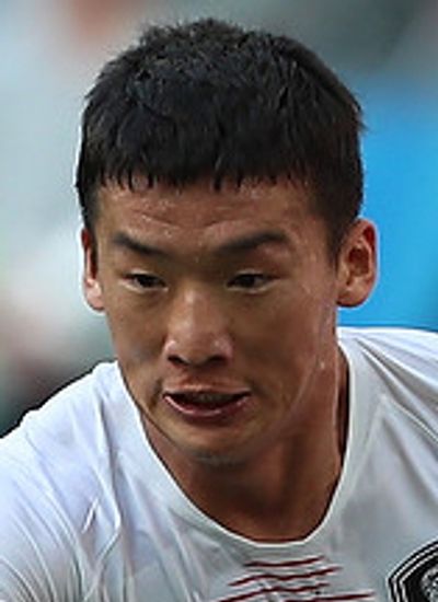 Kim Min-woo (footballer)