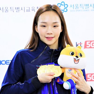 Kim Seo-yeong (swimmer)