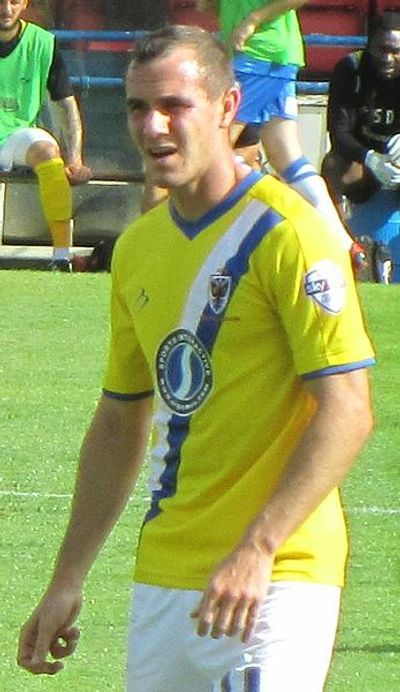 Luke Moore (footballer, born 1988)