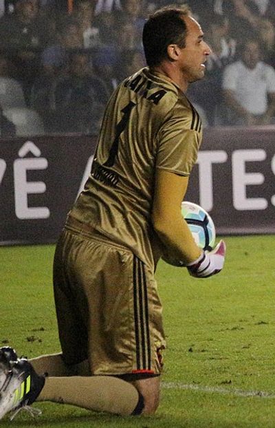 Magrão (footballer, born 1977)