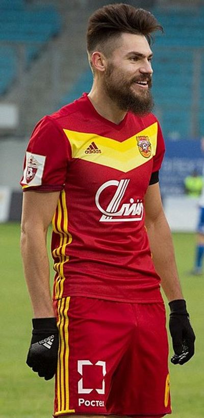 Maksim Belyayev (footballer)