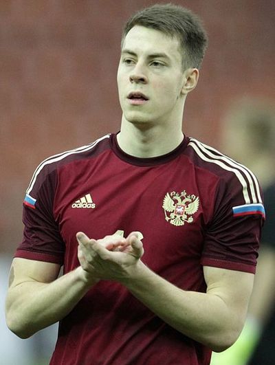Maksim Karpov (footballer)