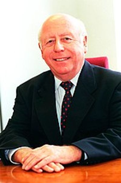 Malcolm Bates (transport administrator)
