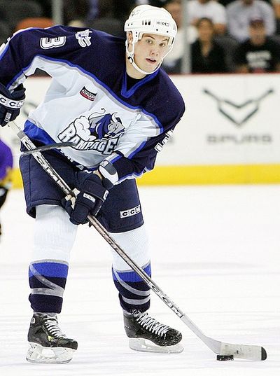 Matt Jones (ice hockey)