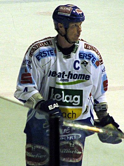 Michael Stewart (ice hockey)