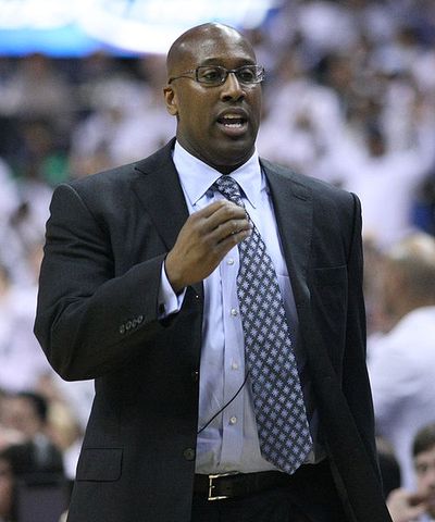 Mike Brown (basketball, born 1970)