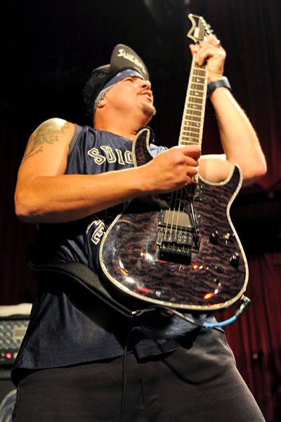 Mike Clark (guitarist)