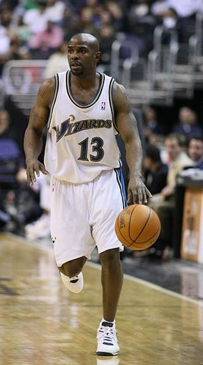 Mike James (basketball, born 1990)