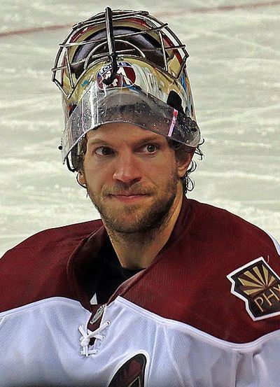 Mike Smith (ice hockey, born 1982)