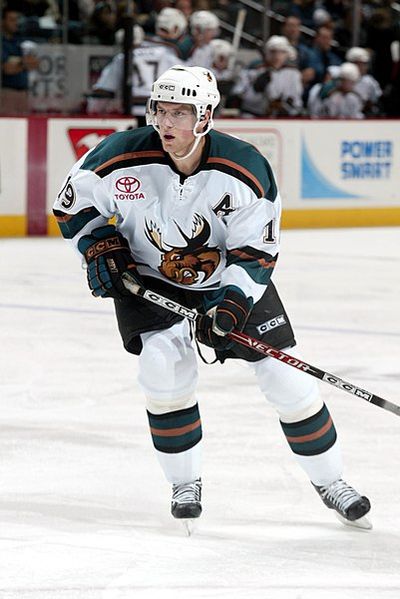 Nathan Smith (ice hockey)