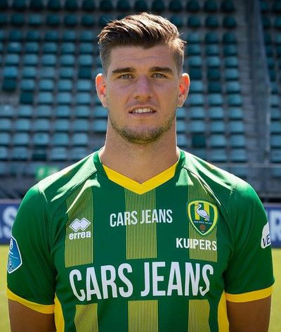 Nick Kuipers (footballer, born 1988)