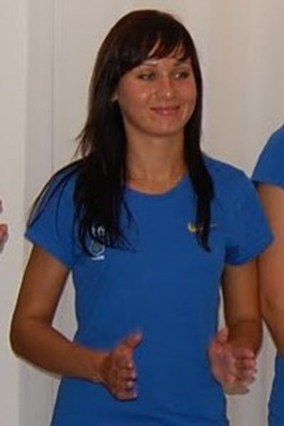 Olena Khomrova