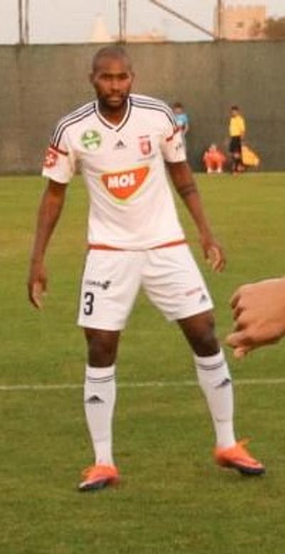 Paulo Vinícius (footballer, born 1990)