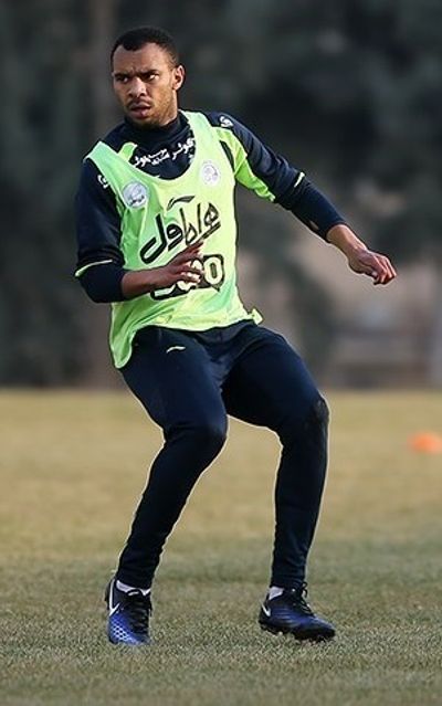 Róbson (footballer, born 1994)