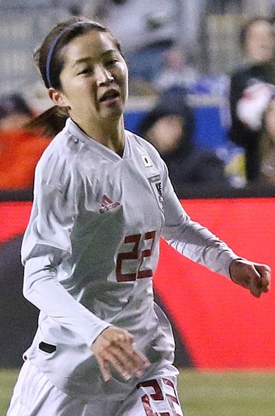 Risa Shimizu (footballer)