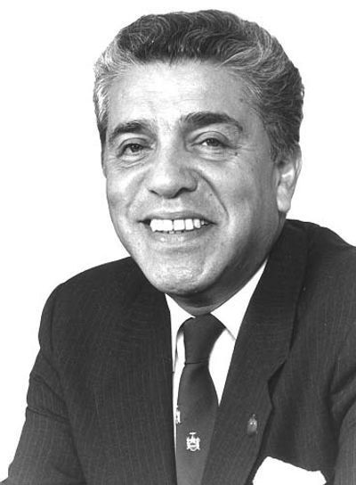 Robert Garcia (New York politician)