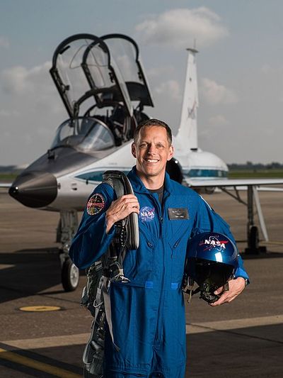Robert Hines (astronaut)