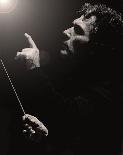 Robert Mandell (conductor)