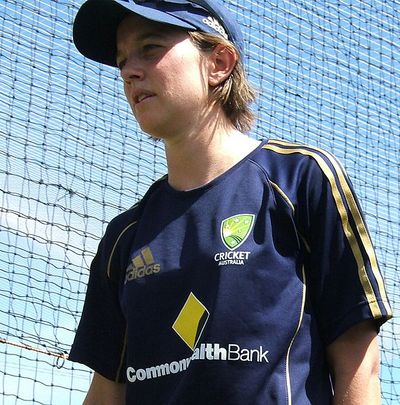 Sarah Elliott (cricketer)